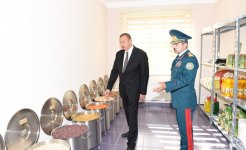 Президент Ильхам Алиев ознакомился с условиями, созданными на погранзаставе "Лаза" Шекинского погранотряда (ФОТО)