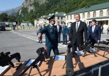 Президент Ильхам Алиев ознакомился с условиями, созданными на погранзаставе "Лаза" Шекинского погранотряда (ФОТО)