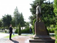 President Aliyev arrives in Azerbaijan’s Gabala district (PHOTO)