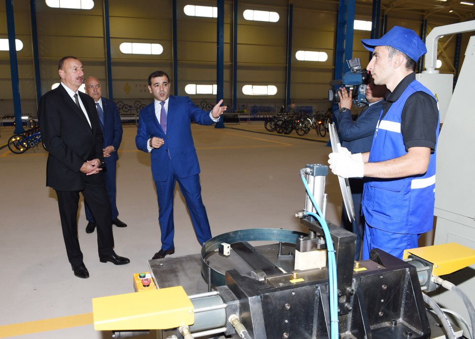 Президент Ильхам Алиев принял участие в открытии завода по производству велосипедов в Исмаиллы