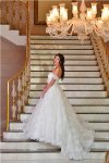 Бакинское лето: Красавицы в свадебных платьях и национальной одежде (ФОТО)