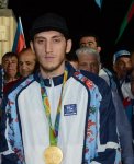 Азербайджанские олимпийцы посетили памятник Гейдара Алиева (ФОТО)