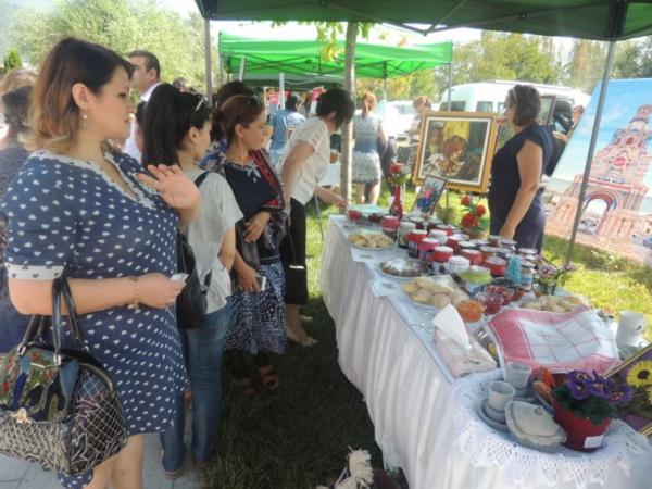В Азербайджане прошел Международный фестиваль варенья – названы победители (ФОТО)