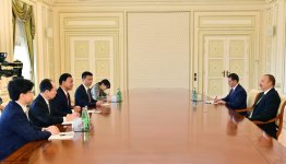 Президенту Азербайджана передано приглашение на Олимпиаду 2020 в Токио  (ФОТО)
