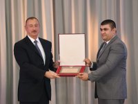 Президент Ильхам Алиев и его супруга встретились с участвовавшими в XXXI Летних Олимпийских играх спортсменами