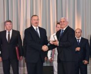 Президент Ильхам Алиев и его супруга встретились с участвовавшими в XXXI Летних Олимпийских играх спортсменами