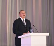 Президент Ильхам Алиев и его супруга встретились с участвовавшими в XXXI Летних Олимпийских играх спортсменами