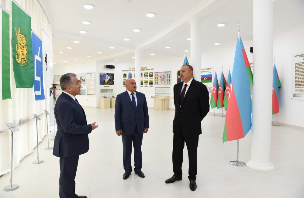 Президент Ильхам Алиев открыл в Масаллы Площадь флага и Музей государственных атрибутов Азербайджана (ФОТО)