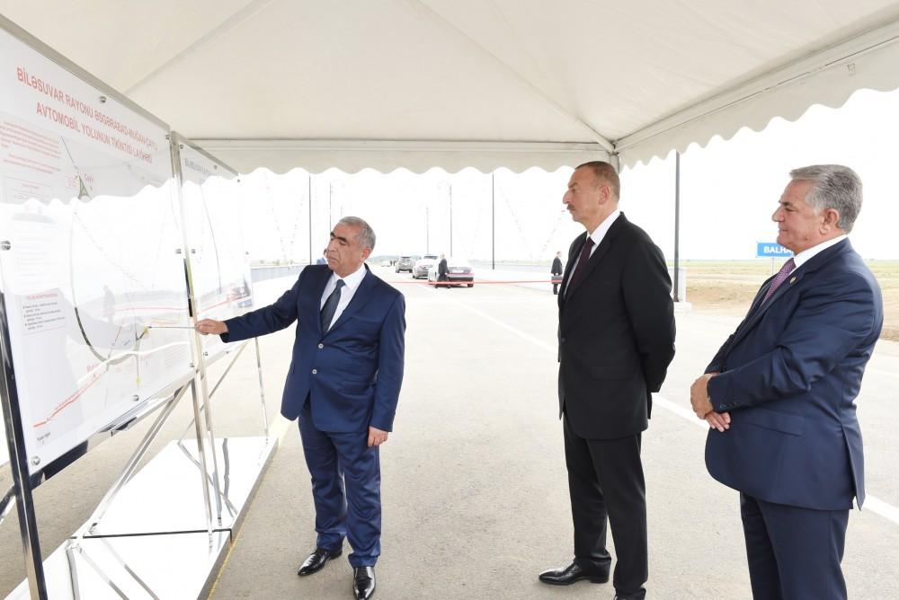 Президент Ильхам Алиев принял участие в открытии после реконструкции автодороги в Билясуварском районе (ФОТО)
