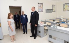 Президент  Ильхам Алиев ознакомился с условиями, созданными в новом учебном корпусе школы № 245 в Баку (ФОТО)