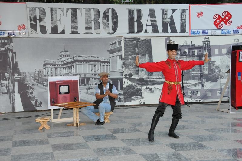 Азербайджанские исполнители перенеслись в атмосферу 60-70-х годов (ФОТО)