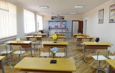Президент Ильхам Алиев ознакомился с условиями, созданными в школе номер 247 в Баку (ФОТО)