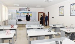 Президент Ильхам Алиев ознакомился с условиями, созданными в школе номер 247 в Баку (ФОТО)