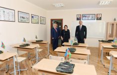 Президент Ильхам Алиев ознакомился с условиями, созданными в школе номер 247 в Баку (ФОТО)