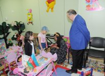 Вице-президент Фонда Гейдара Алиева Лейла Алиева побывала в Детской клинике Национального центра онкологии (ФОТО)