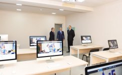 Президент Ильхам Алиев ознакомился с условиями в академии IT STEP, созданной на базе Бакинского профлицея №9 (ФОТО)
