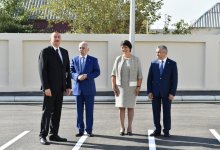 Президент Ильхам Алиев принял участие в открытии нового здания средней школы номер 311 в Баку (ФОТО)