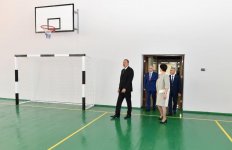 Президент Ильхам Алиев принял участие в открытии нового здания средней школы номер 311 в Баку (ФОТО)