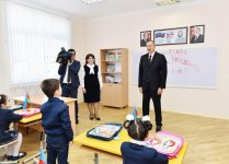 Президент Ильхам Алиев принял участие в открытии нового здания средней школы номер 311 в Баку (ФОТО)