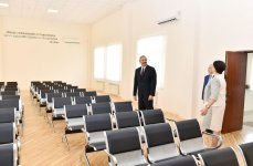 Президент Ильхам Алиев принял участие в открытии нового здания средней школы номер 311 в Баку (ФОТО)