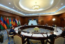 Президент Азербайджана принял участие в заседании  Совета глав государств СНГ в Бишкеке (ФОТО)