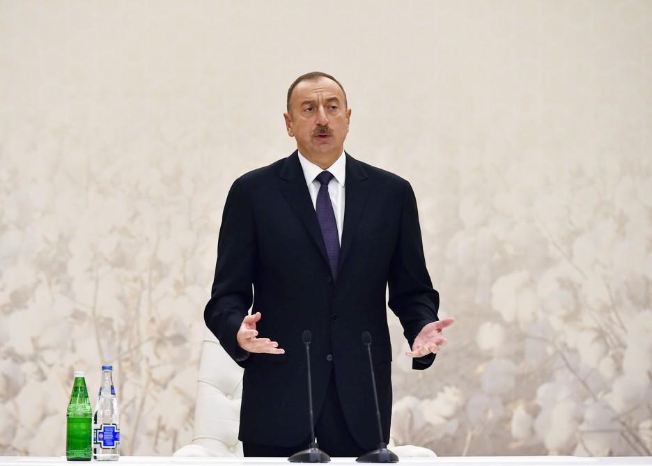 Президент Ильхам Алиев: Азербайджан переживает период стремительного развития в различных направлениях
