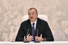 Под председательством Президента Ильхама Алиева в Сабирабаде прошло совещание по развитию хлопководства (ФОТО)