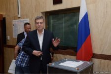 Россияне в Азербайджане голосуют на выборах в Госдуму (ФОТО)
