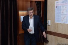 Россияне в Азербайджане голосуют на выборах в Госдуму (ФОТО)