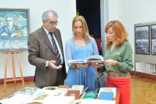 В Баку презентована "Школа чанга" (ФОТО)