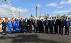 Президент Азербайджана Ильхам Алиев принял участие в церемонии закладки фундамента новой установки по производству битума (ФОТО)
