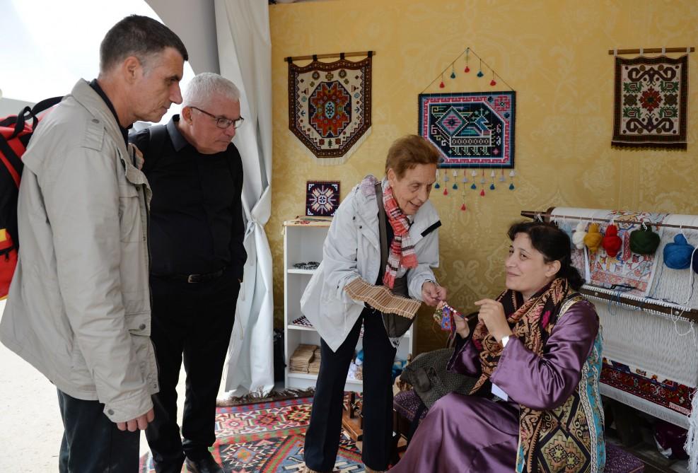 Первая леди Мехрибан Алиева приняла участие в церемонии открытия "Азербайджанского городка" в Париже (ФОТО)