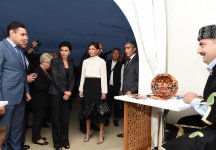 Первая леди Мехрибан Алиева приняла участие в церемонии открытия "Азербайджанского городка" в Париже (ФОТО)