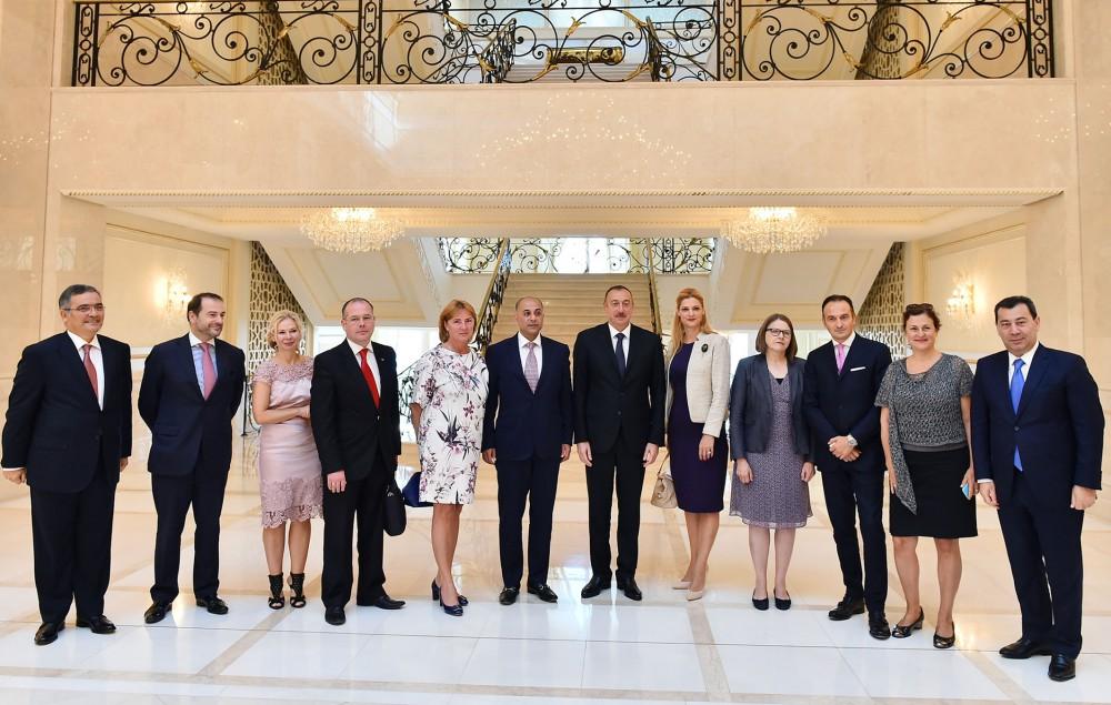 Президент  Ильхам Алиев принял делегацию  Комитета парламентского сотрудничества ЕС- Азербайджан