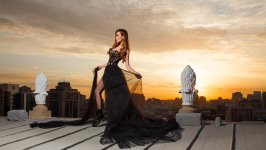 Кенуль Азизова встретила утро в Баку фотопроектом "Gəl ey səhər" (ФОТО)