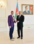 Президент Ильхам Алиев встретился со спортсменами, принявшими участие в XV Летних Паралимпийских играх (ФОТО)