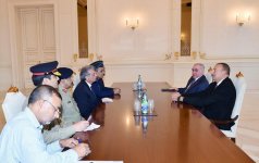 Президент Ильхам Алиев принял делегацию во главе с министром оборонной промышленности Пакистана (ФОТО)