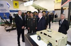 Президент Ильхам Алиев посетил Азербайджанскую международную оборонную выставку (ФОТО)