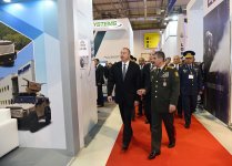 Президент Ильхам Алиев посетил Азербайджанскую международную оборонную выставку (ФОТО)