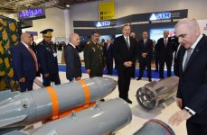 Президент Ильхам Алиев посетил Азербайджанскую международную оборонную выставку (ФОТО)