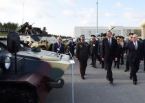 Президент Ильхам Алиев посетил Азербайджанскую международную оборонную выставку (ФОТО)