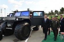 Президент Ильхам Алиев посетил Азербайджанскую международную оборонную выставку (ФОТО)