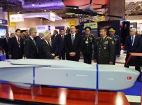 Президент Ильхам Алиев посетил Азербайджанскую международную оборонную выставку (ФОТО)