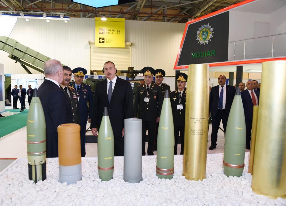 Президент Ильхам Алиев посетил Азербайджанскую международную оборонную выставку (ФОТО)