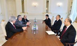 Президент Ильхам Алиев принял председателя группы дружбы с Азербайджаном парламента Чили (ФОТО)