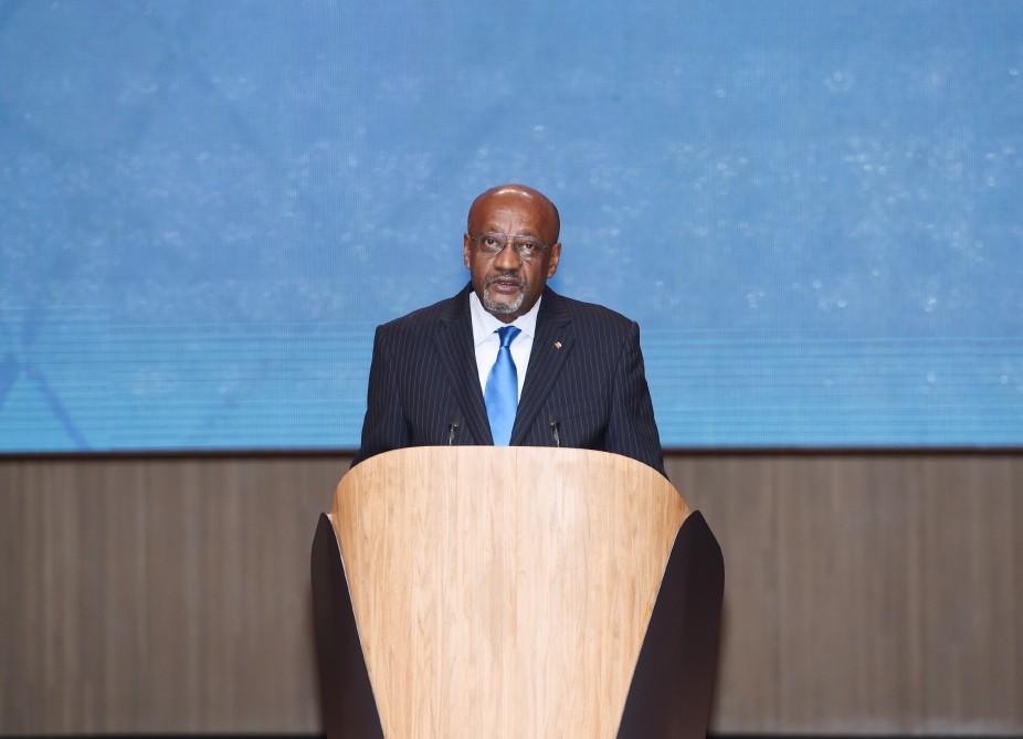 Ilham Aliyev: Azerbaijan owes no one, depends on no one (PHOTO)