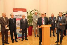 В Баку состоялась первая выставка проекта "История небесных религий" (ФОТО)