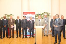 В Баку состоялась первая выставка проекта "История небесных религий" (ФОТО)