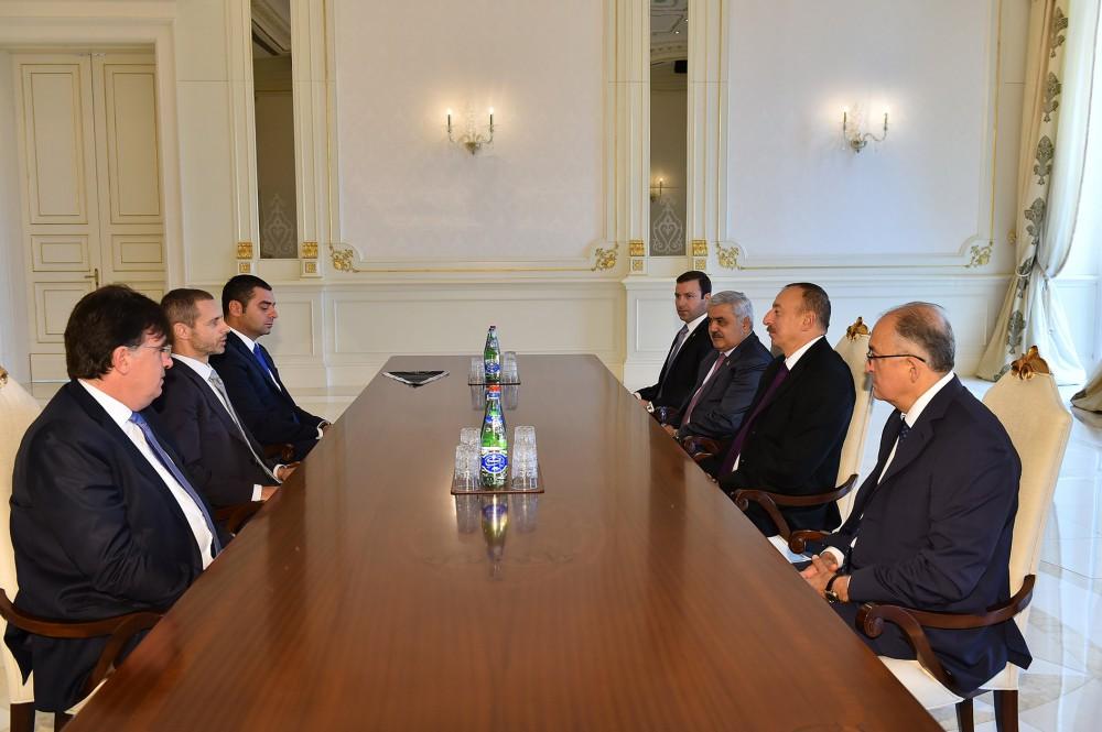Президент Азербайджана принял главу УЕФА (ФОТО)
