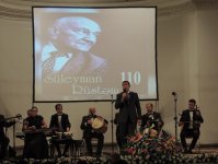 В Баку отметили 110-летие Сулеймана Рустама (ФОТО)